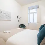 Feels Like Home Chiado Trendy Apartment
